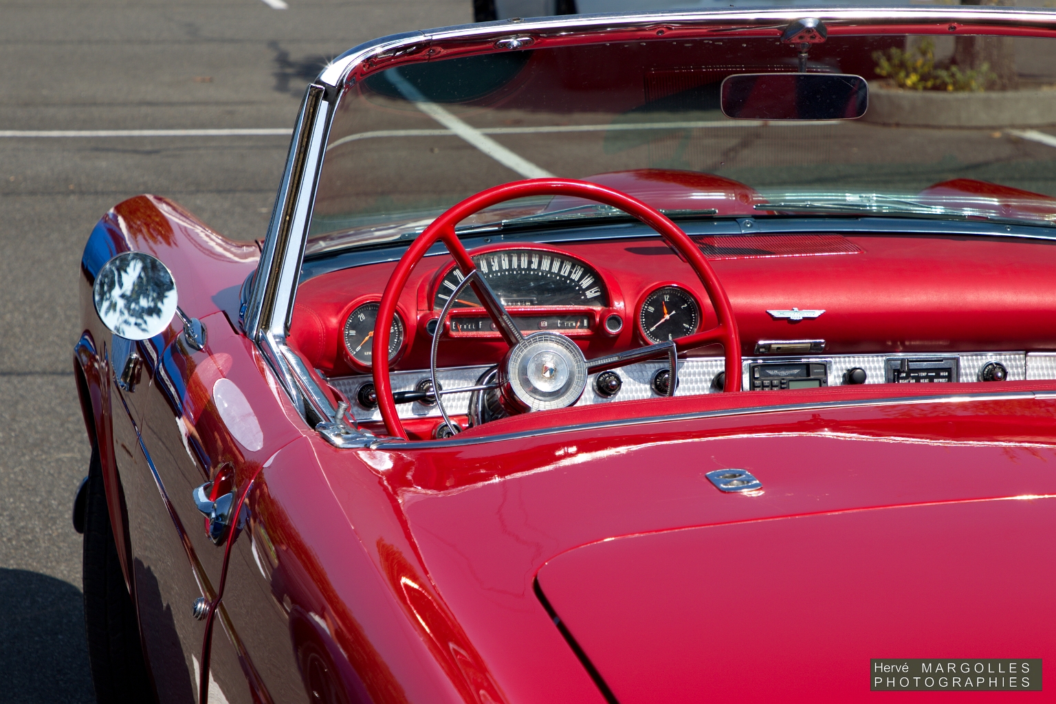 FORD THUNDERBIRD.jpg